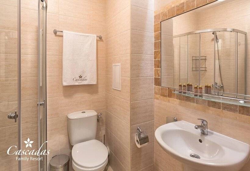 استودیوی استاندارد, Cascadas Family Resort