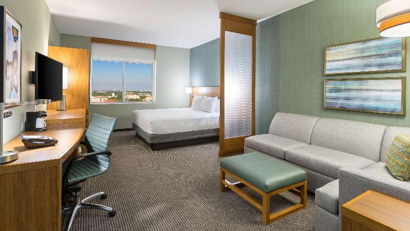מיטת קינג בסוויטה, Hyatt Place Boca Raton