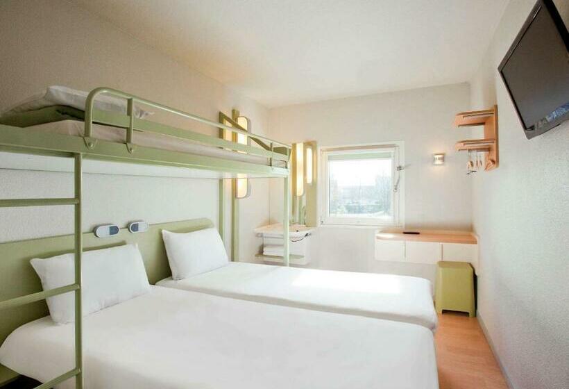 Номер Стандарт Трехместный, Ibis Budget Marne La Vallee Chelles