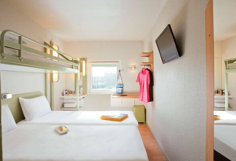 Номер Стандарт Трехместный, Ibis Budget Marne La Vallee Chelles