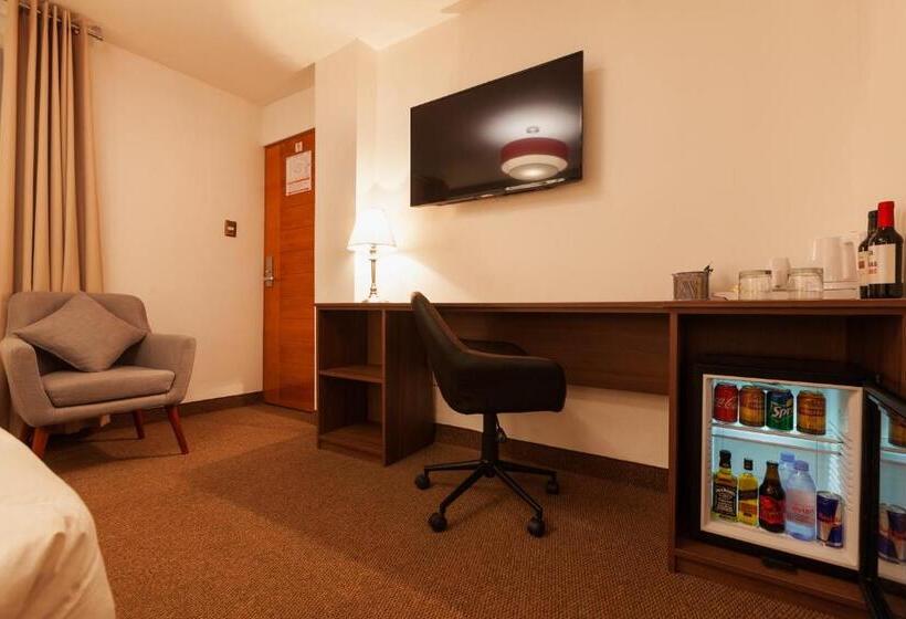 Люкс, Inti Punku Machupicchu  & Suites