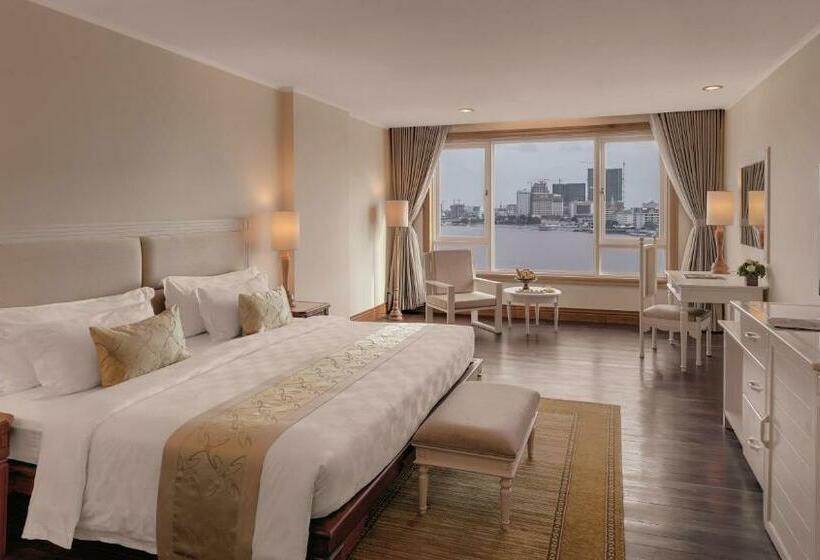 Номер Deluxe, Sokha Phnom Penh