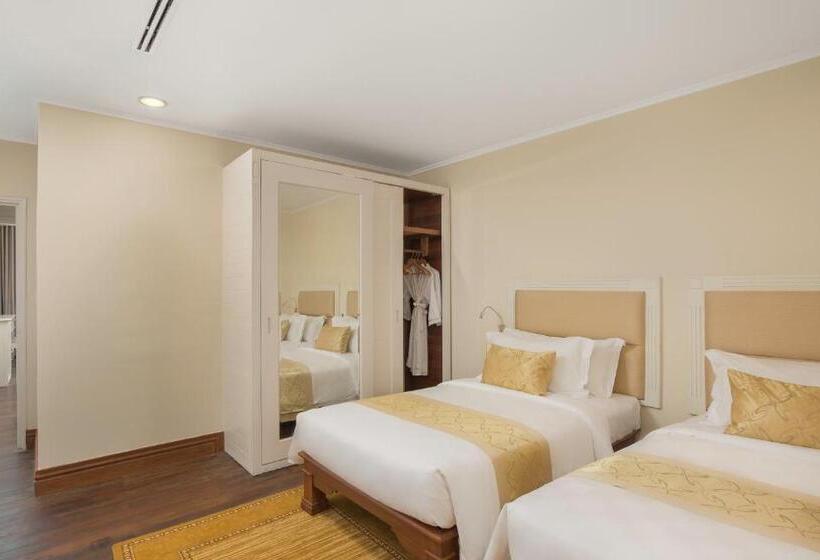 Люкс Клуб, Sokha Phnom Penh