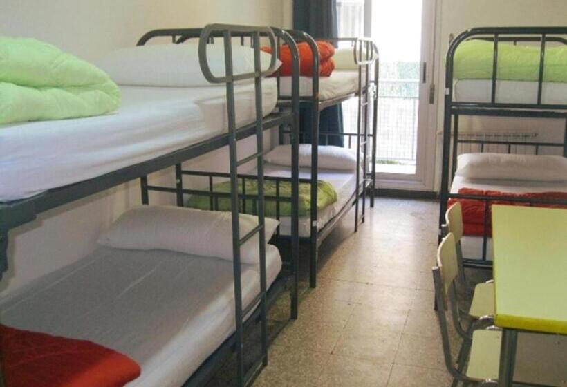 Geteiltes Mehrbettzimmer, Ideal Youth Hostel