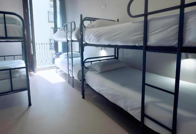 Geteiltes Mehrbettzimmer, Ideal Youth Hostel