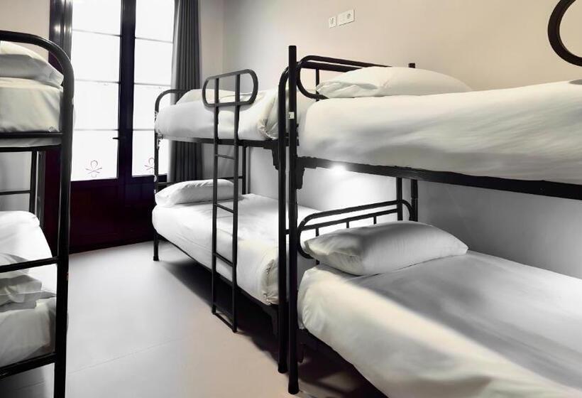 Geteiltes Mehrbettzimmer, Ideal Youth Hostel