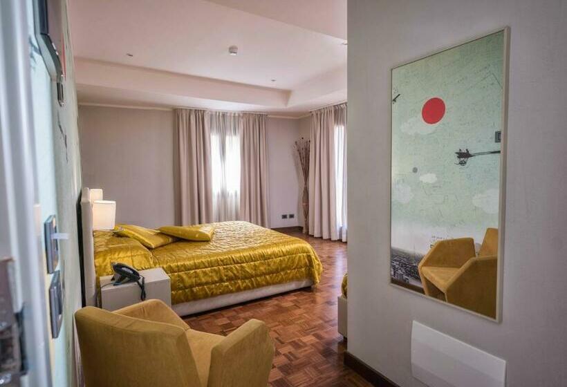 سوئیت جونیور با تراس, Tramas Hotel & Spa