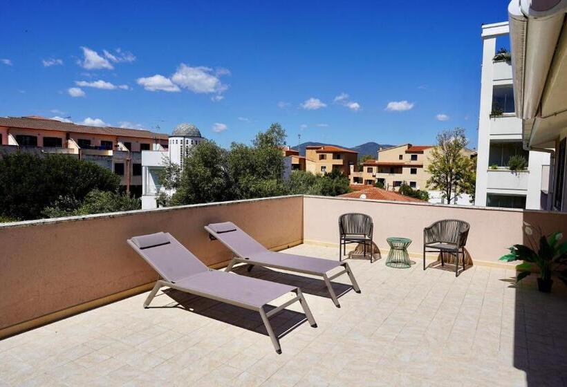 سوئیت جونیور با تراس, Tramas Hotel & Spa