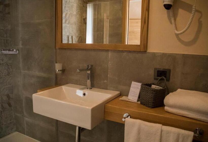 اتاق استاندارد, Tramas Hotel & Spa