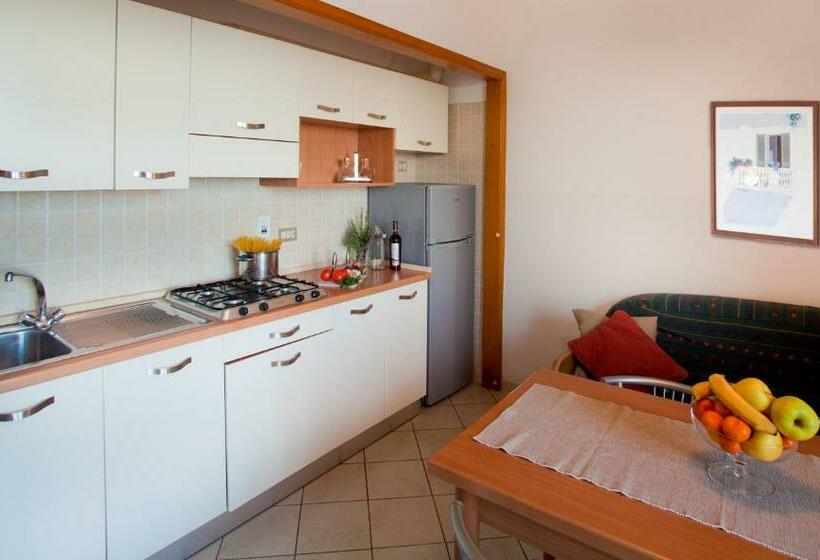 Апартаменты 1 Спальня Вид на Море с Балконом, Residence Sant'anna