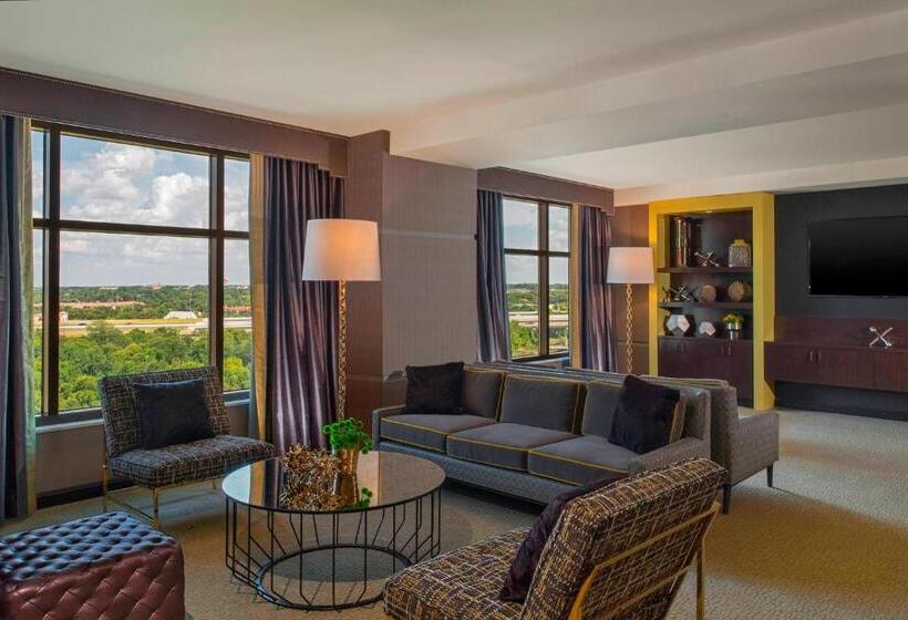 Номер Клуб, Sheraton Austin Georgetown Hotel & Conference Center