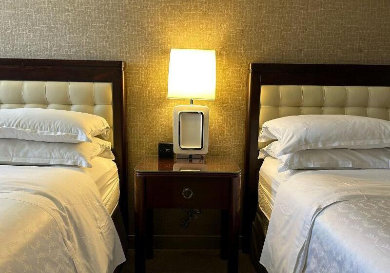 Номер Клуб, Sheraton Austin Georgetown Hotel & Conference Center