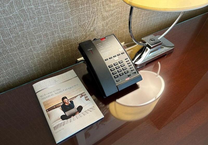 Люкс Кровать Кинг, Sheraton Austin Georgetown Hotel & Conference Center
