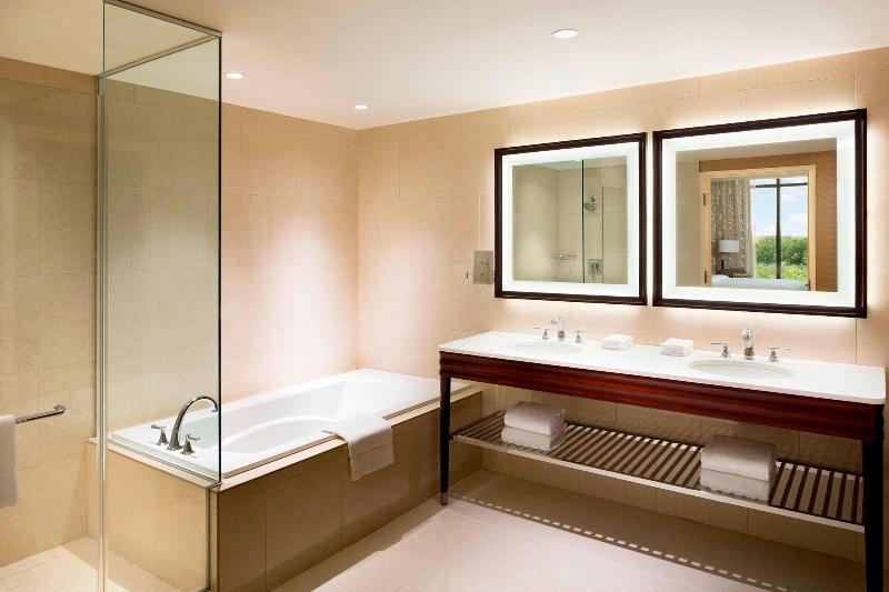 스위트 킹사이즈 침대, Sheraton Austin Georgetown Hotel & Conference Center