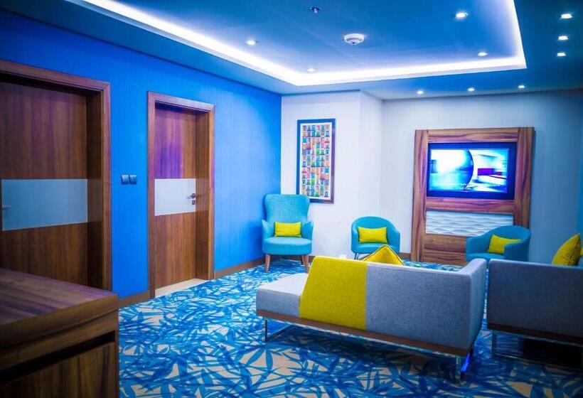 2 Bedroom Superior Suite City View, Novotel Yanbu Albahr