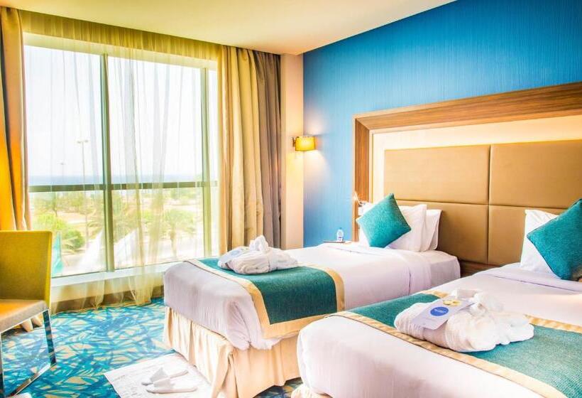 Номер Superior, Novotel Yanbu Albahr