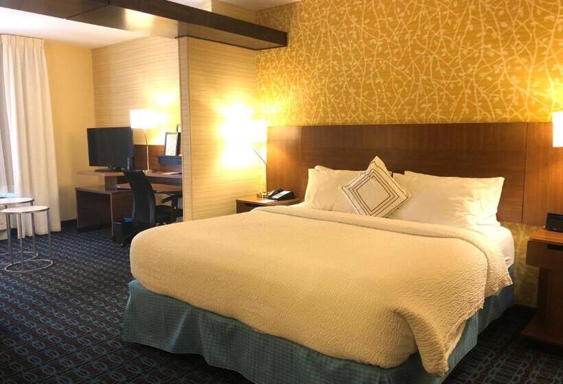 Люкс Кровать Кинг, Fairfield Inn & Suites By Marriott Dallas Plano North
