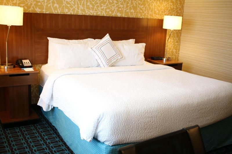 Люкс Кровать Кинг, Fairfield Inn & Suites By Marriott Dallas Plano North