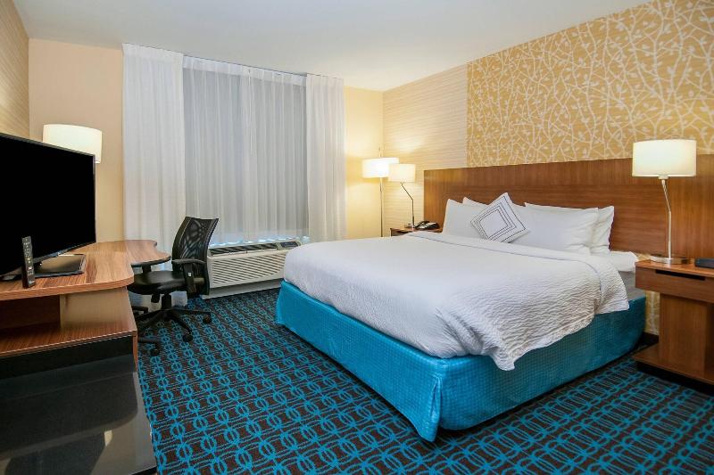 Люкс Кровать Кинг, Fairfield Inn & Suites By Marriott Dallas Plano North