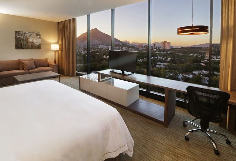 سوییت, Holiday Inn Express & Suites Monterrey Valle, An Ihg