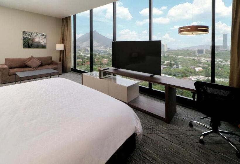 سوئیت با تخت بزرگ, Holiday Inn Express & Suites Monterrey Valle, An Ihg