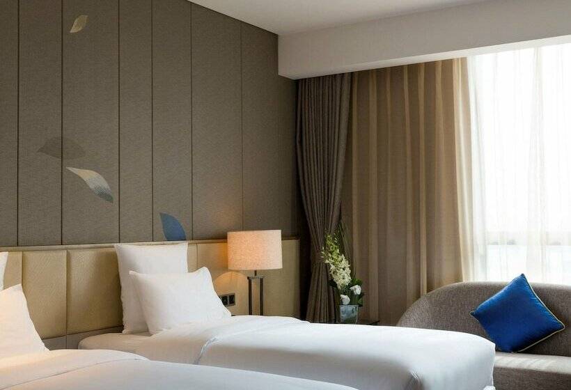اتاق لوکس با چشم‌انداز دریاچه, Pullman Nanchang Sunac