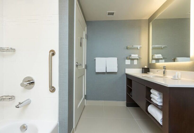 Люкс Адаптированный для Инвалидов, Residence Inn By Marriott Portland Hillsboro/brookwood