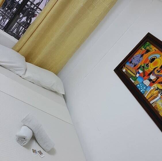 带共用浴室的标准房间, Sheylla's Place