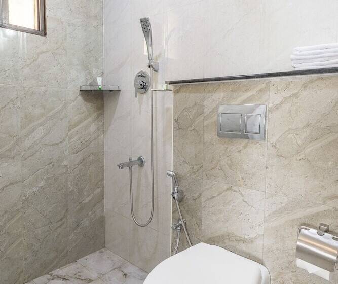 豪华房间, Treebo Adin Residence Chennai Trade Centre