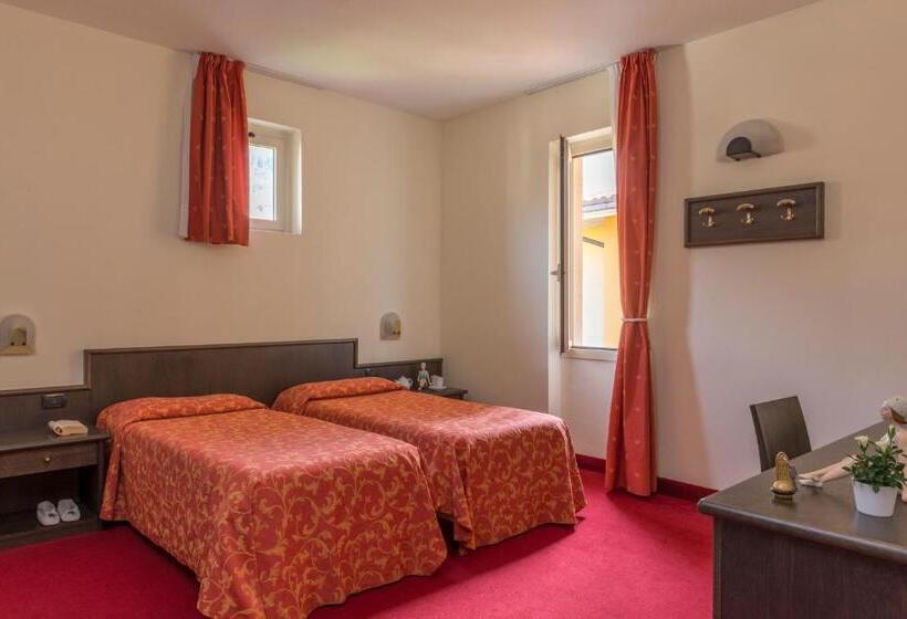 Quarto Economy, Drago   Garda Lake Collection