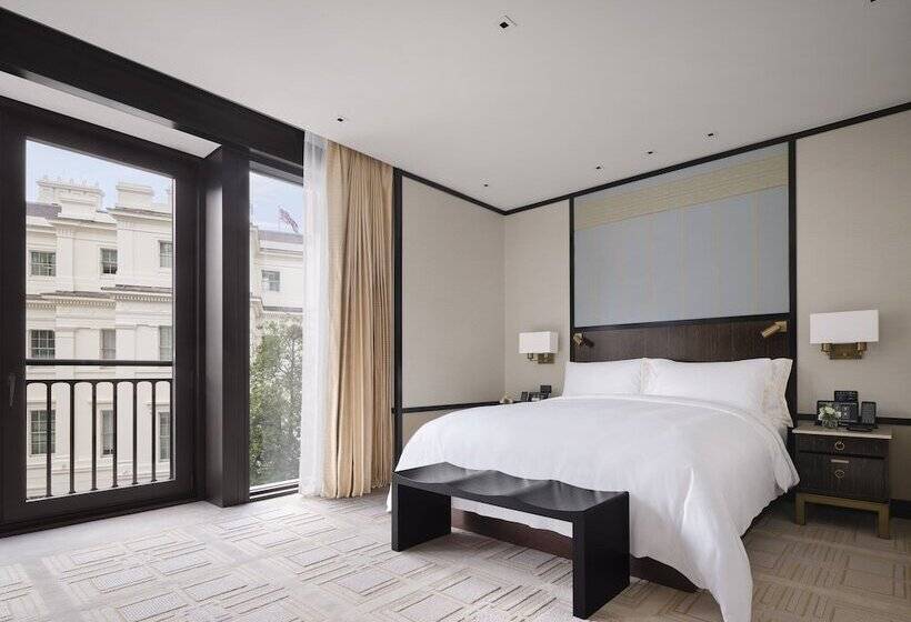 Люкс Премиум, The Peninsula London