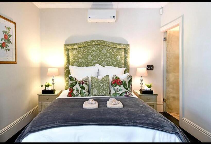 Люкс, Auberge Daniella