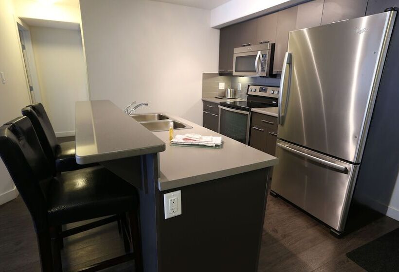 سوئیت 2 خوابه, East Village Suites