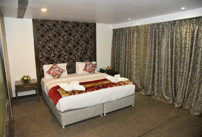 豪华房间, Kumar Resort By Turtle, Lonavala