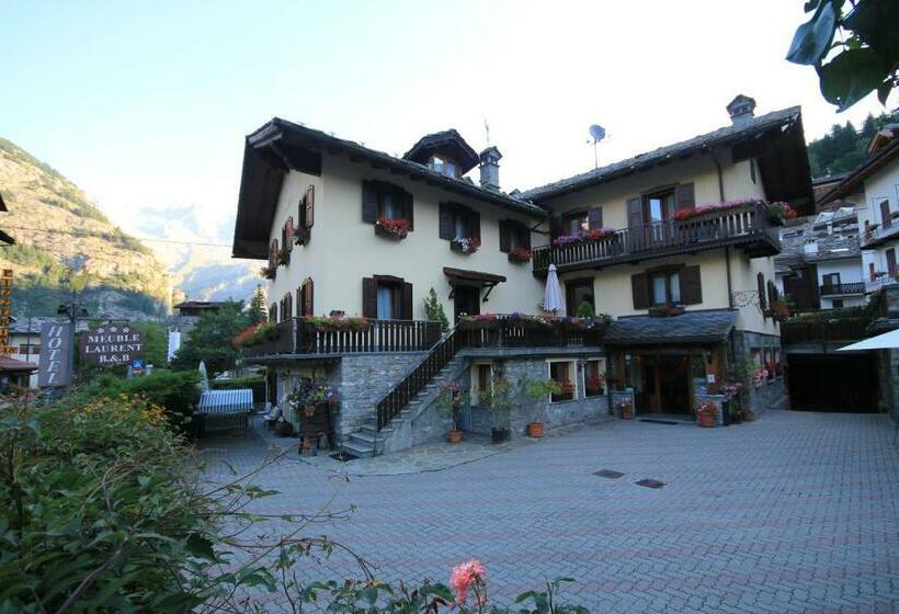 Номер Стандарт, Maison Laurent
