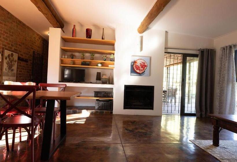 اتاق استاندارد, Marianne Wine Estate