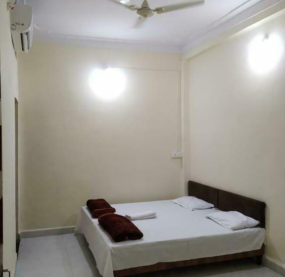 اتاق استاندارد, Parshuram Darshan Guest House