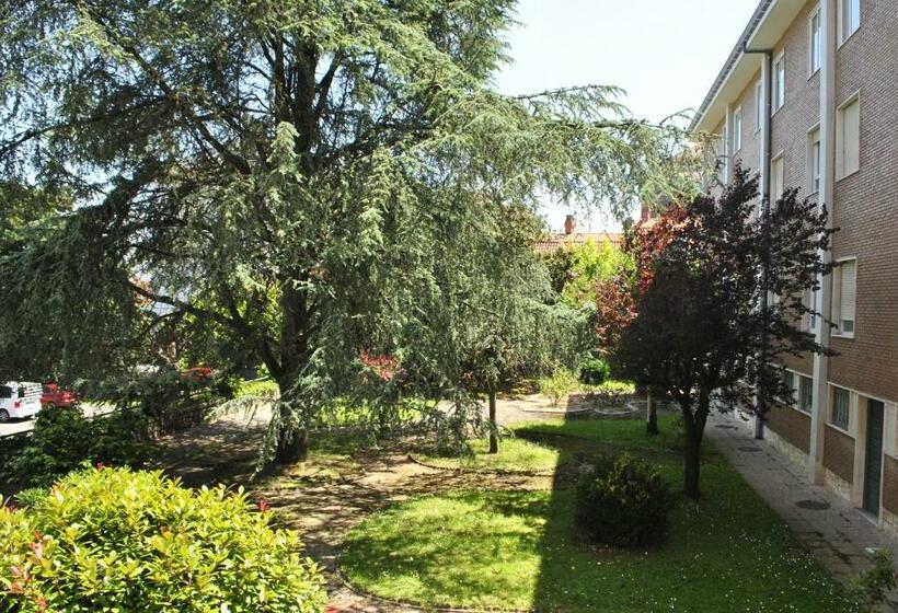 Апартаменты 3 Спальни, Resisantander   Apartamento Para 9 Personas