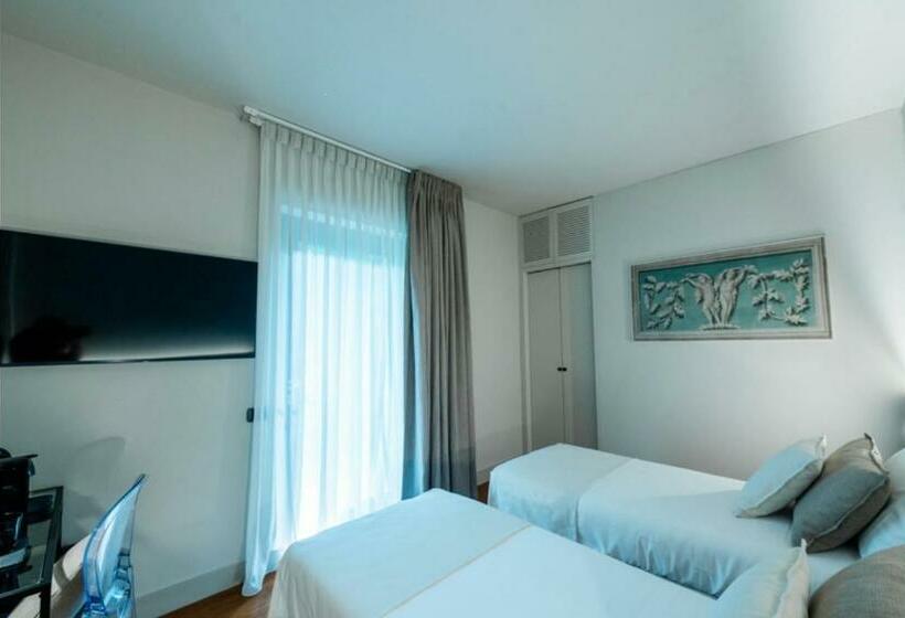 اتاق استاندارد سه تخته با چشم‌انداز, Airport Bea Rooms