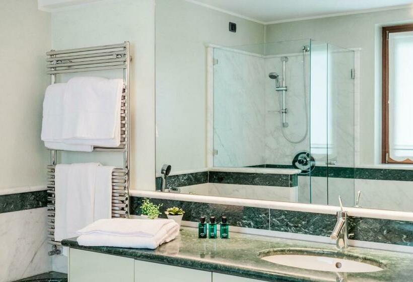 اتاق استاندارد سه تخته با چشم‌انداز, Airport Bea Rooms