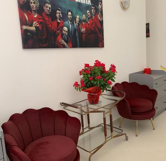 اتاق استاندارد چهار تخته, La Casa Di Carta