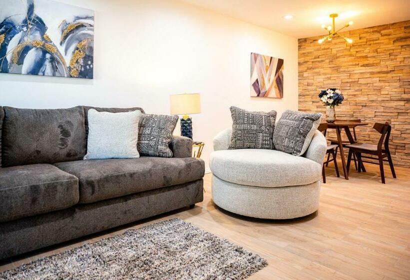 آپارتمان 1 خوابه همکف, Palm Springs Blue Desert Condo!