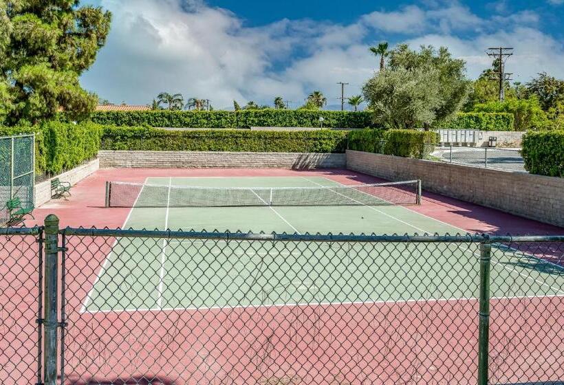 آپارتمان 1 خوابه همکف, Palm Springs Blue Desert Condo!