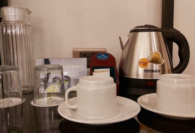 スーペリアールーム, Avenue Suites