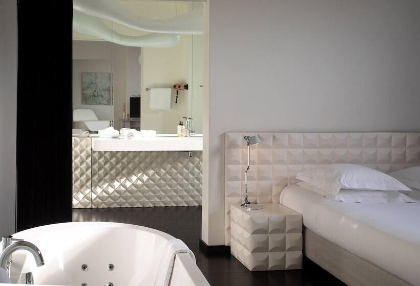 سوییت خانوادگی, B&b Suites Feek