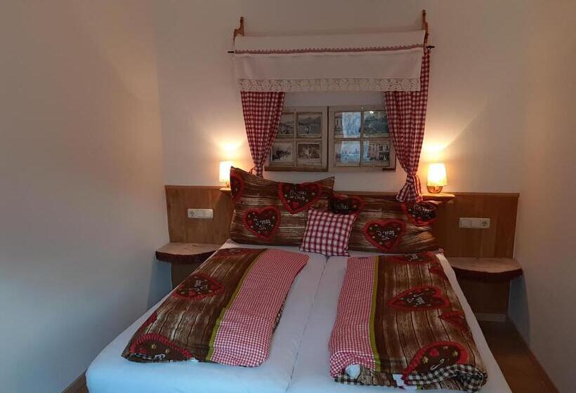 Номер Basic, Platzhirsch Zur Alten Wagnerei Gästehaus