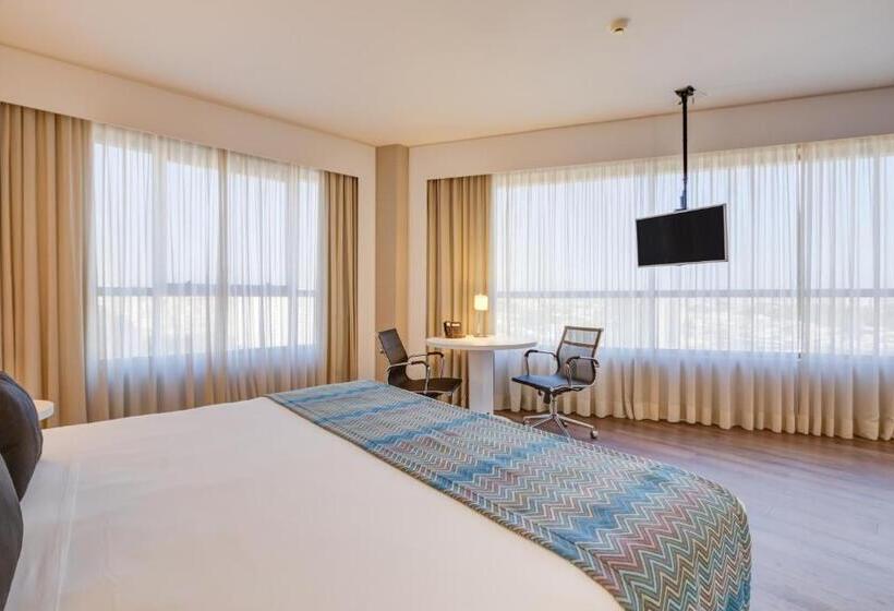 Номер Deluxe Кровать Кинг, Quality Hotel São Caetano