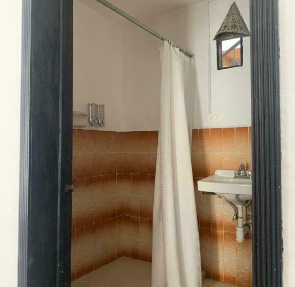 اتاق استاندارد چهار تخته, & Hostal Santuario