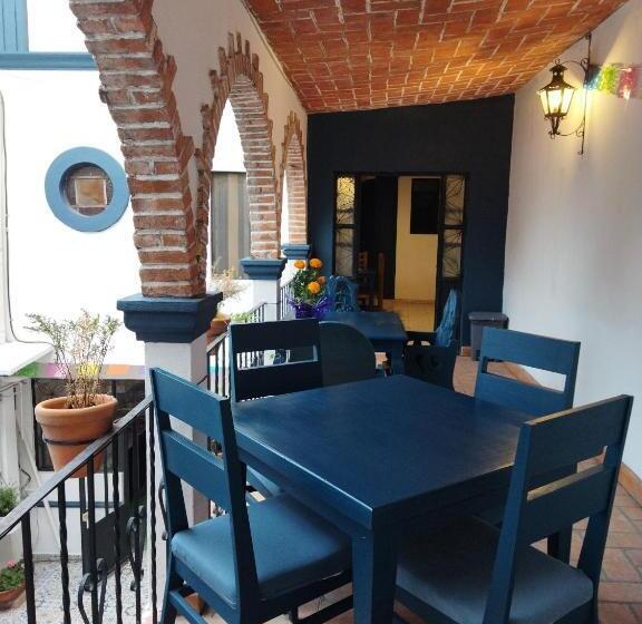 اتاق استاندارد با تختخواب دوطبقه و حمام مشترک, & Hostal Santuario