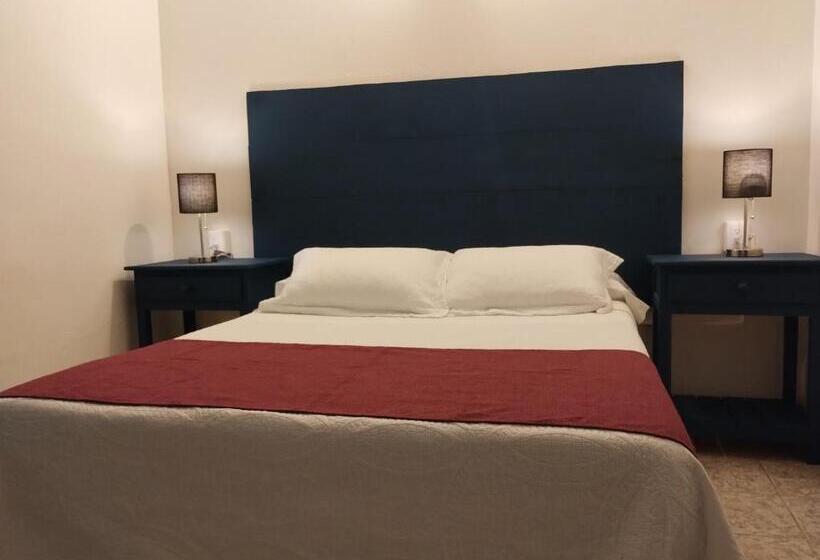 اتاق استاندارد با سرویس بهداشتی مشترک, & Hostal Santuario